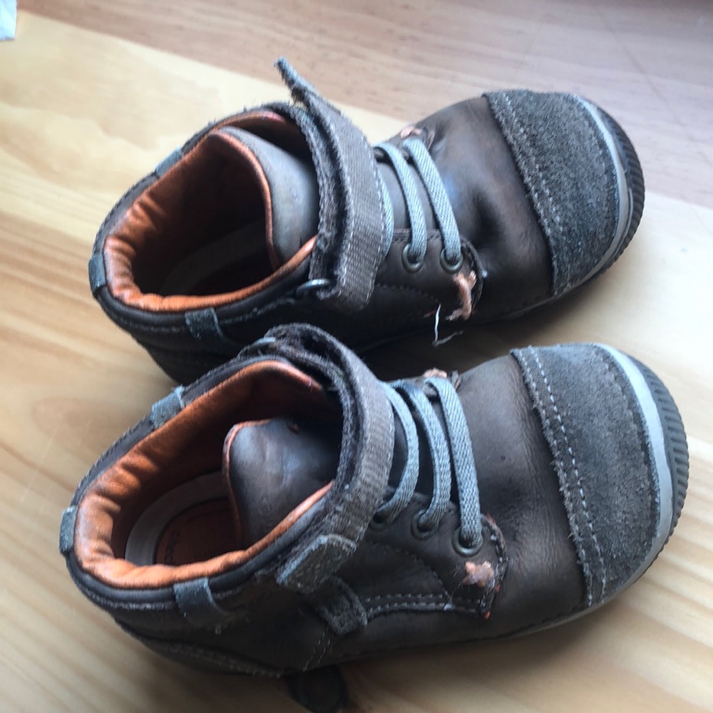 Stride Rite Brown Shoes - Toddler Boys - 7.5 size